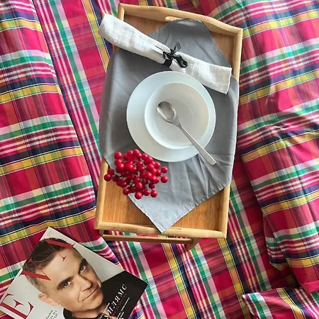 Apartment Flower House 2 *